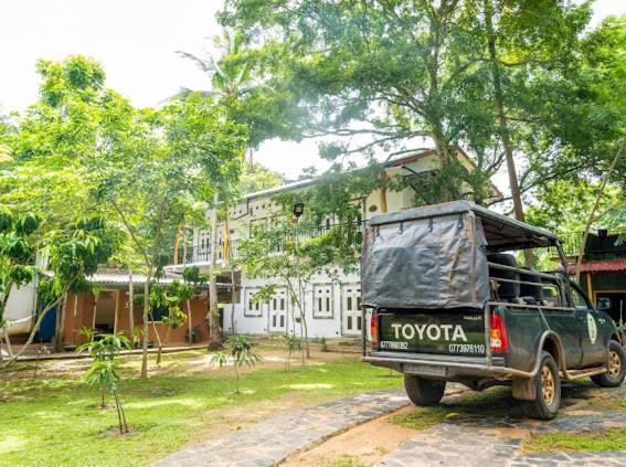 Tembo Cottage Parque Nacional Wilpattu Exterior foto